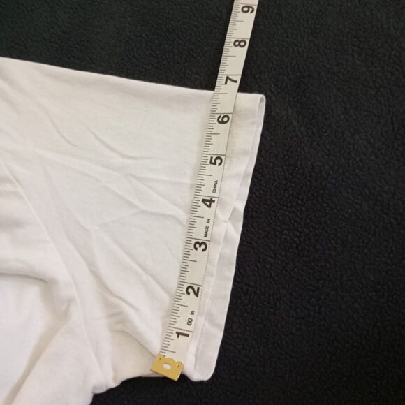 Pack of 2 men's short-sleeved t-shirts, size L, graphic t-shirt  plain t-shirts. - Picture 8 of 15